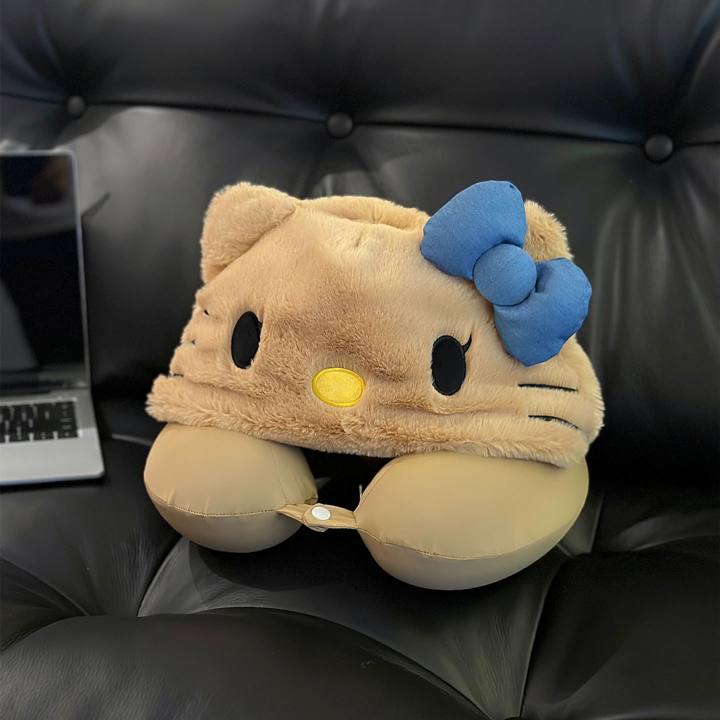 Hello Kitty Hooded Pillow Neck – Quality Travel Accessories recenzja i cena