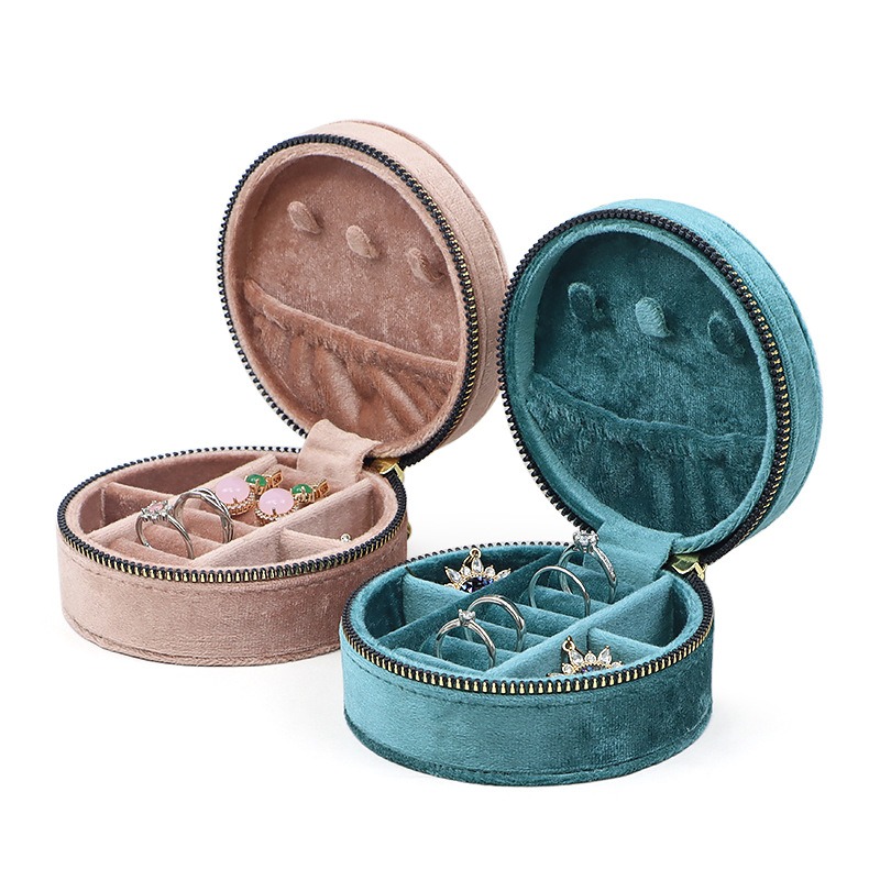 Round Diamond Velvet Travel Je – Travel Accessories Display recenzja i cena
